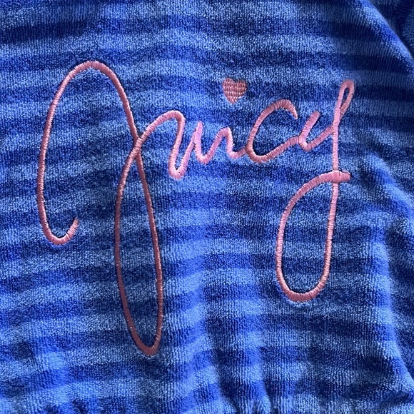 Cute baby Guess after swim romper. Very good condition. Size 6/ 12 months - Picture 5 of 5